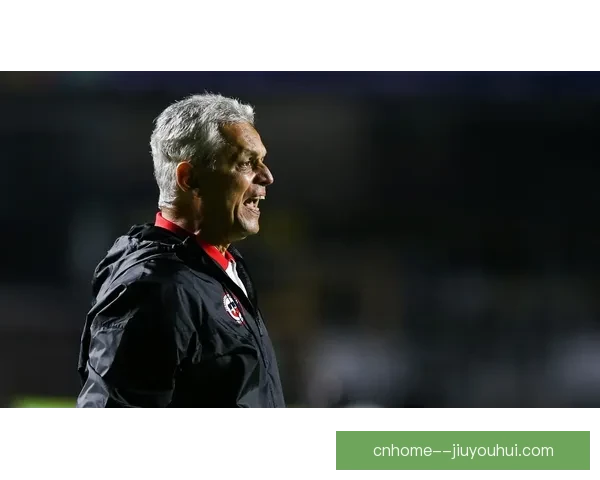 克劳迪奥·布拉沃征战完美洲杯后光荣退役结束辉煌守门员生涯